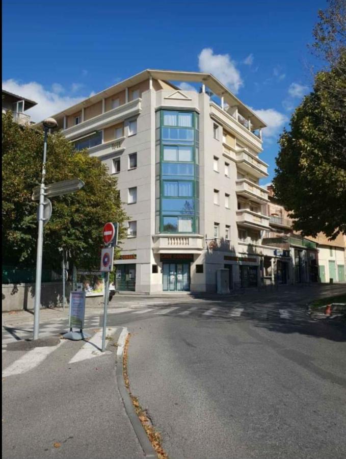 Appartement T2 Imm. La Villa D'Este Digne-les-Bains Luaran gambar